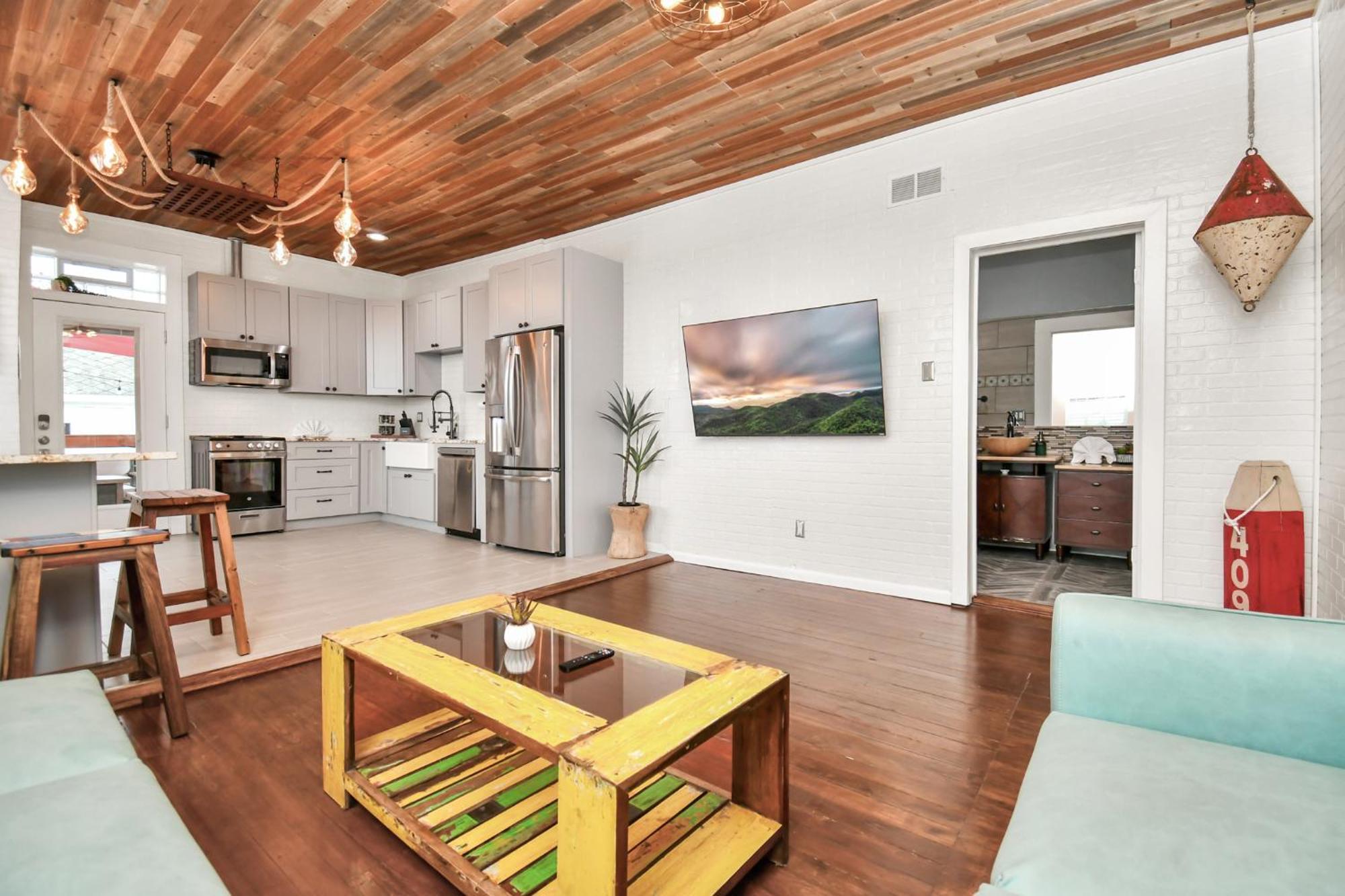 Nautical Loft With Outdoor Kitchen & Beach Access Daire Galveston Dış mekan fotoğraf